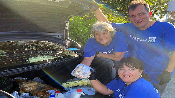 United Airlines Group Volunteers (#4/5)